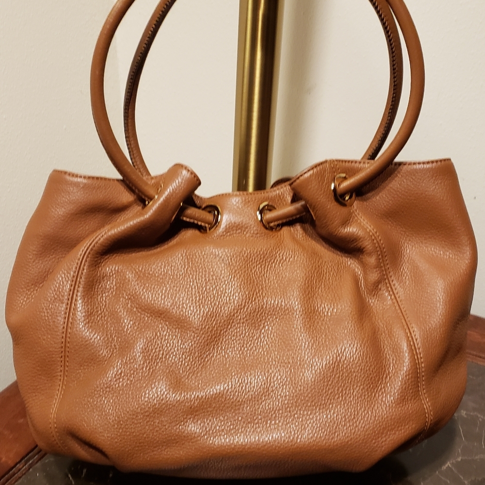 Michael kors handbag - Picture 2 of 7